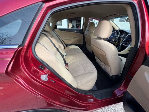 Used 2012 Hyundai Sonata GLS FWD image 38