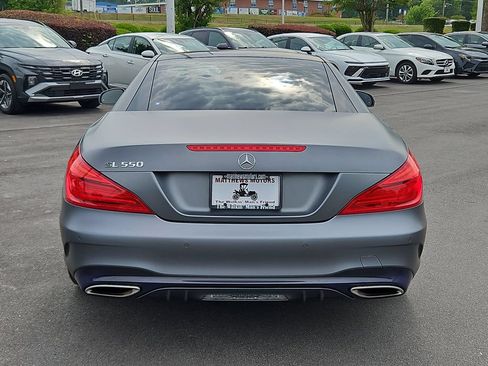 Used 2018 Mercedes-Benz SL 550 image 10