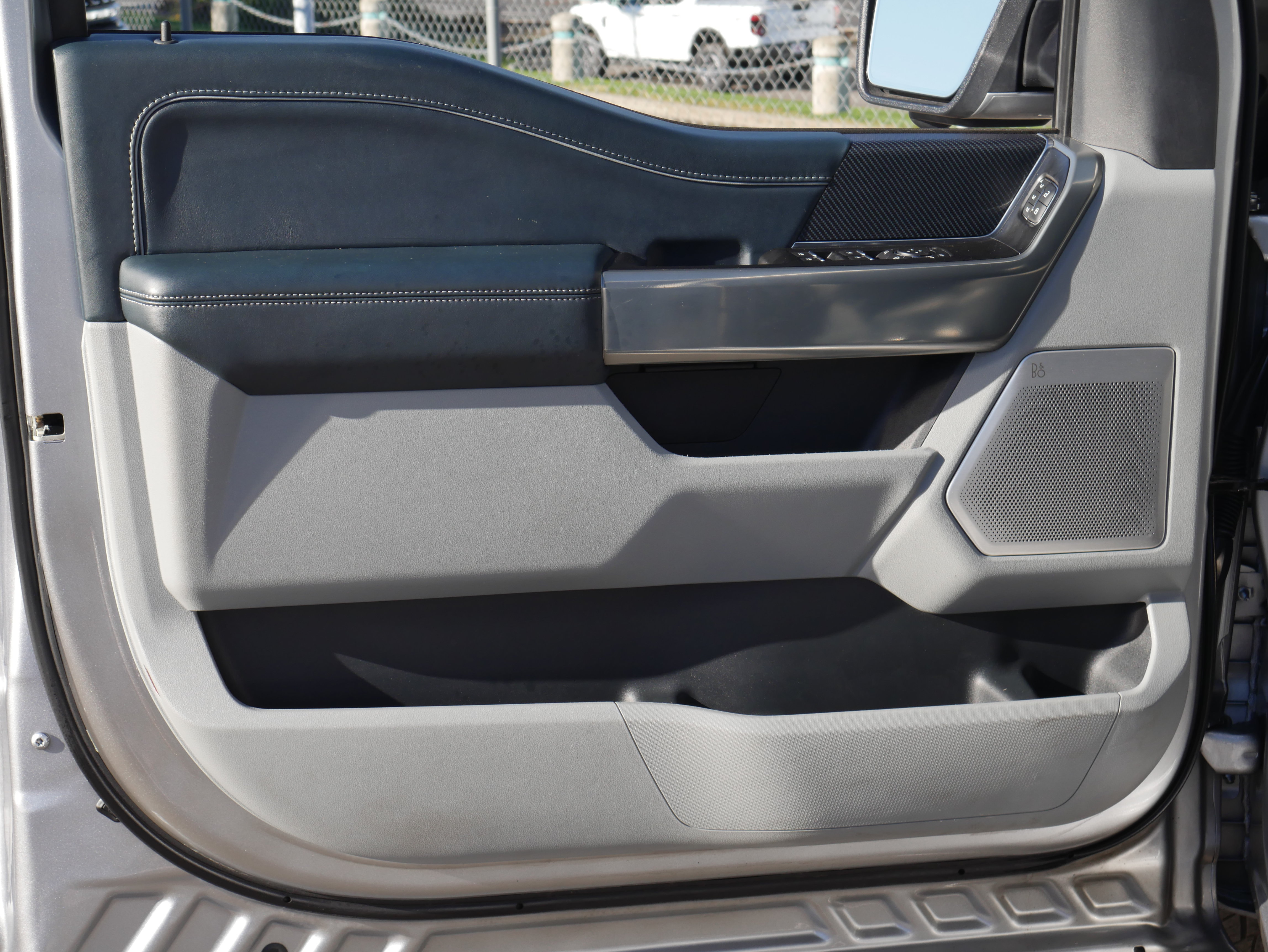 Certified 2022 Ford F150 Limited AWD/4WD image 39