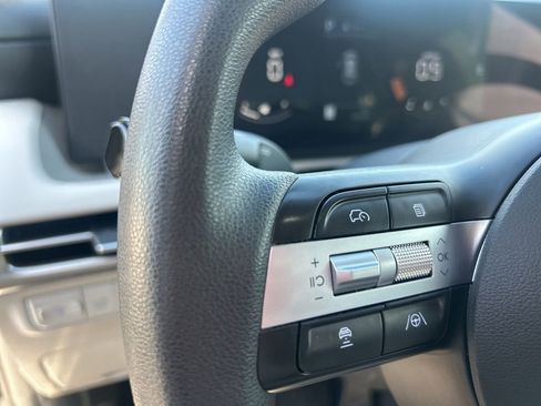 Used 2025 Hyundai Tucson SEL image 14