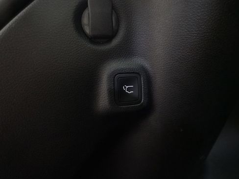Used 2026 Jeep Compass Limited AWD/4WD image 15