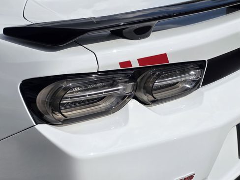 Used 2021 Chevrolet Camaro SS w/ Redline Edition image 7