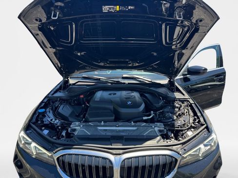 Used 2025 BMW 330i xDrive Sedan AWD/4WD image 24