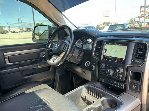Used 2018 RAM 2500 Laramie w/ Sport Appearance Group AWD/4WD image 61