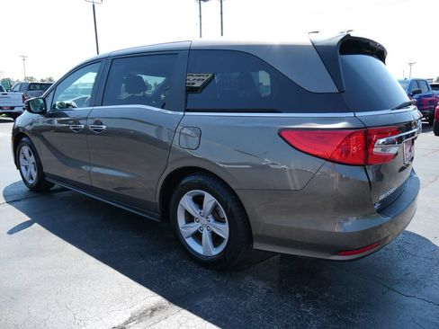 Used 2019 Honda Odyssey EX image 7