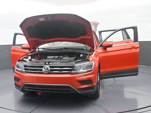 Used 2019 Volkswagen Tiguan SE w/ Panoramic Sunroof Package FWD image 71