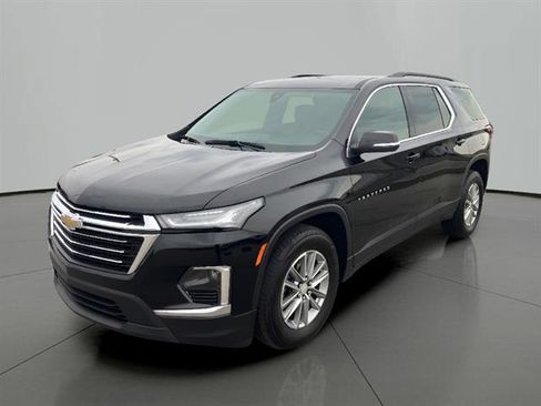 Used 2023 Chevrolet Traverse LT AWD/4WD image 1