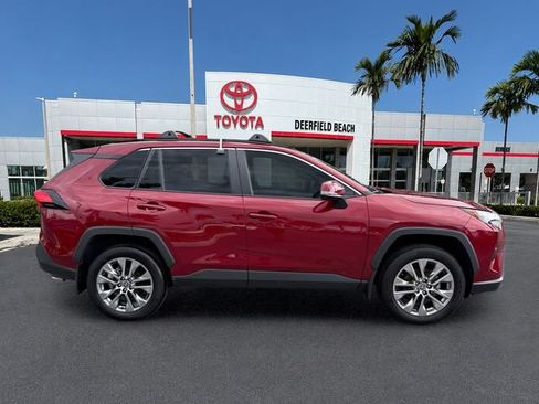 Used 2025 Toyota RAV4 XLE Premium FWD image 8