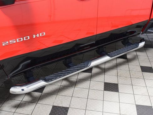 Used 2024 Chevrolet Silverado 2500 Custom w/ Custom Value Package image 31