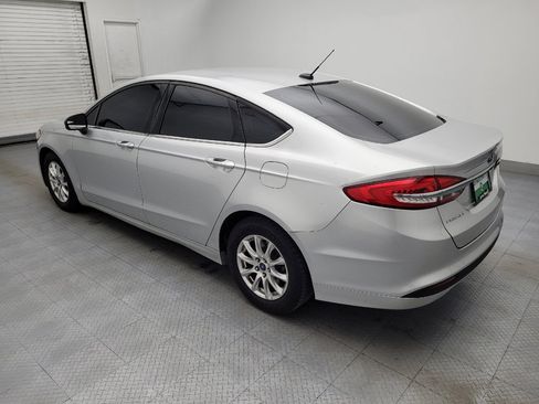 Used 2018 Ford Fusion S FWD image 3