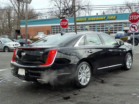 Used 2019 Cadillac XTS Luxury image 5