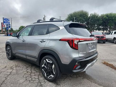 Used 2024 Kia Seltos SX AWD/4WD image 5