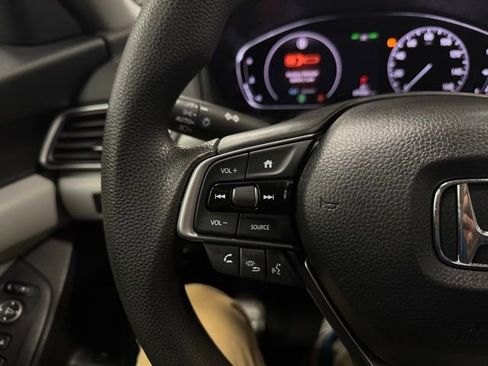Used 2020 Honda Accord LX image 21