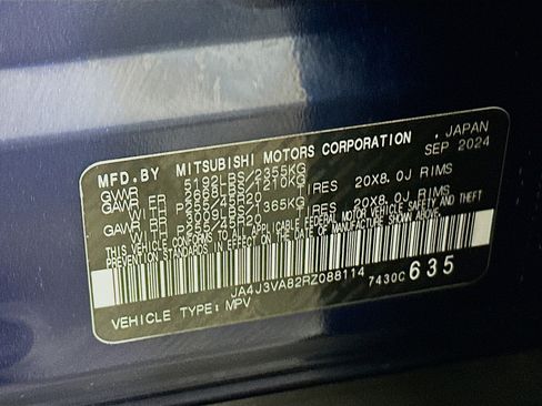 Used 2024 Mitsubishi Outlander SE image 12