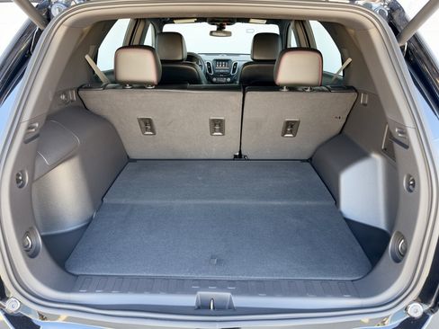 Certified 2024 Chevrolet Equinox RS FWD image 28