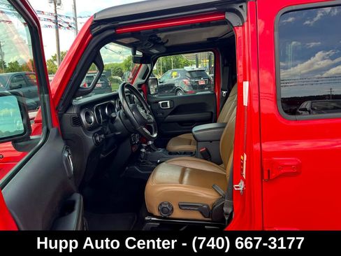 Used 2021 Jeep Gladiator Rubicon w/ Uconnect 4C Nav & Sound Group AWD/4WD image 11