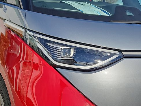 New 2025 Volkswagen ID. Buzz Pro S Plus image 6