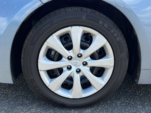 Used 2024 Toyota Corolla LE FWD image 10