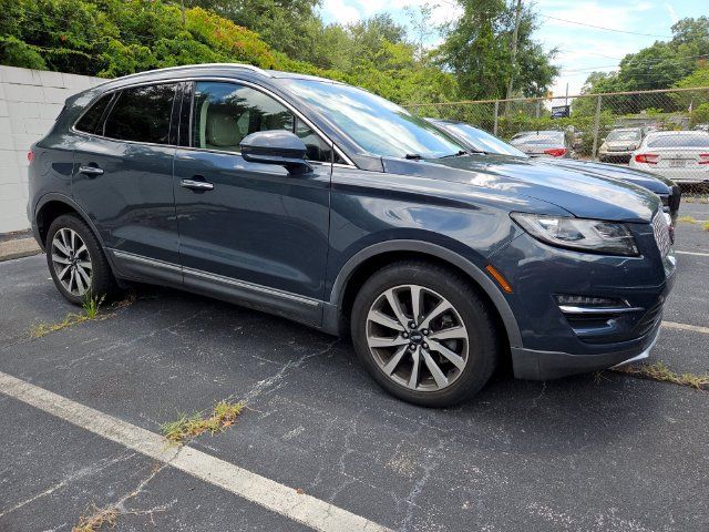 Used 2019 Lincoln MKC Reserve FWD image 4