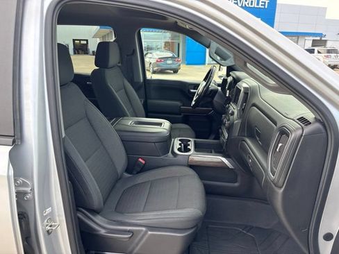 Used 2019 Chevrolet Silverado 1500 LT Trail Boss AWD/4WD image 24
