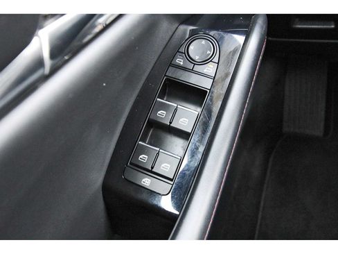 Used 2023 MAZDA MAZDA3 s FWD image 20