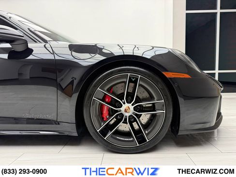 Used 2025 Porsche 911 Carrera 4 GTS image 24
