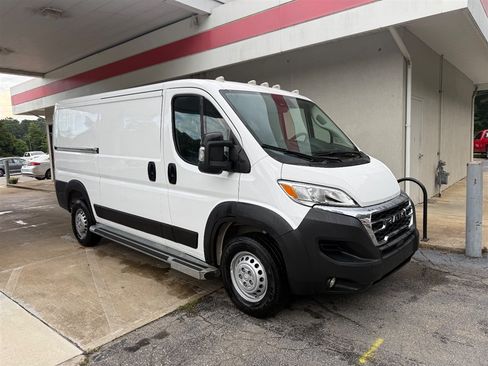 Used 2025 RAM ProMaster 2500 w/ U-Haul Equipment Group FWD image 1