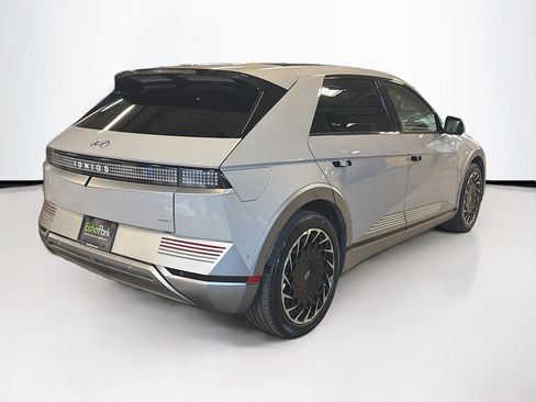Used 2023 Hyundai Ioniq 5 Limited image 9