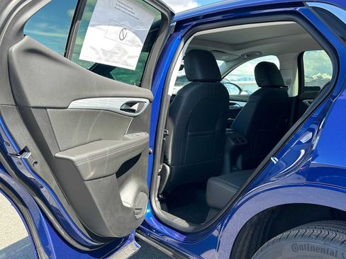 New 2025 Buick Envision Avenir image 17