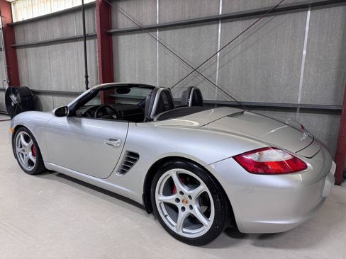 Used 2006 Porsche Boxster S RWD image 8