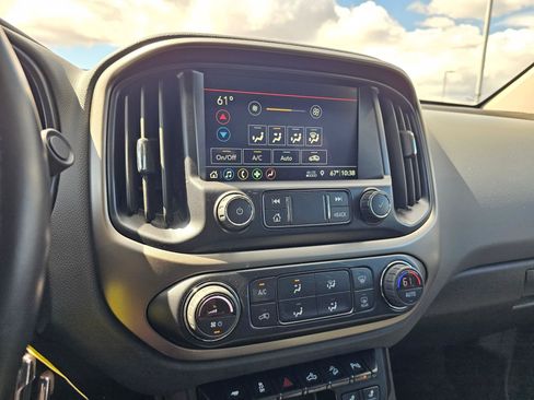 Used 2019 Chevrolet Colorado Z71 AWD/4WD image 25
