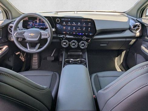 New 2025 Chevrolet Blazer EV LT AWD/4WD image 15