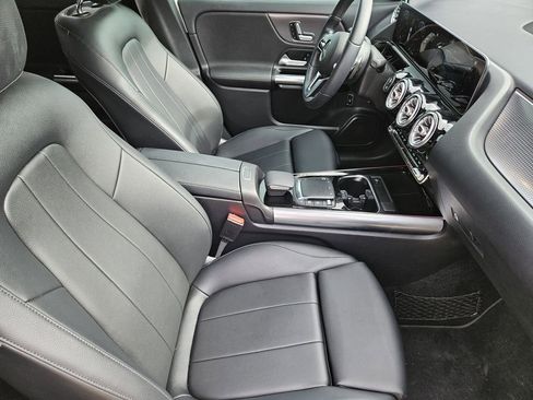 Used 2021 Mercedes-Benz GLA 250 image 14