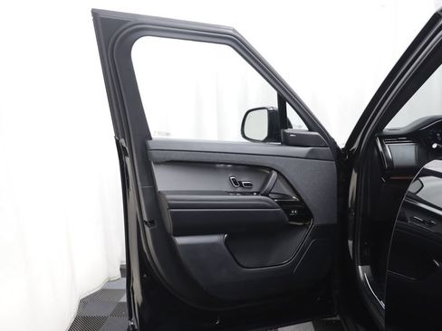 Certified 2026 Land Rover Range Rover Sport SE AWD/4WD image 4