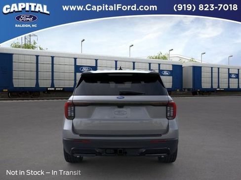 New 2026 Ford Explorer ST-Line RWD image 5