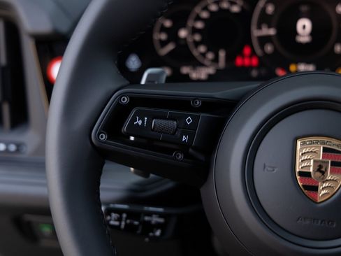 Certified 2026 Porsche Cayenne GTS image 25