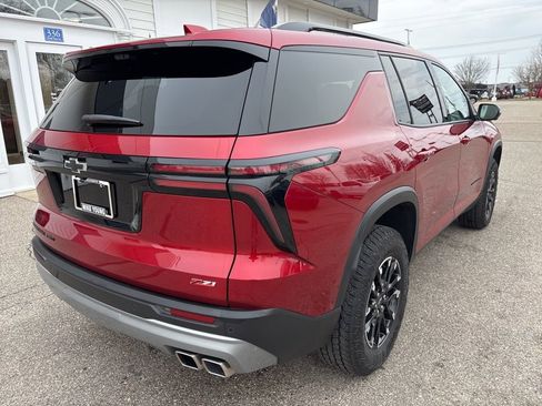 Certified 2024 Chevrolet Traverse Z71 w/ Enhanced Driving Package image 5