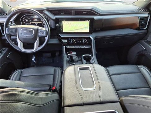 Used 2022 GMC Sierra 1500 Denali RWD image 18