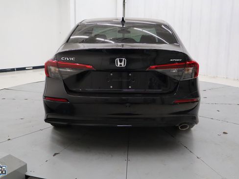 Used 2024 Honda Civic Sport image 6