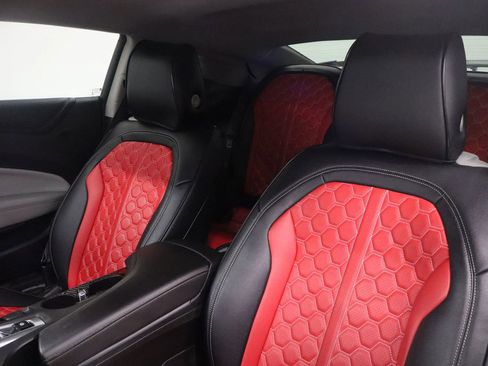 Used 2016 Chevrolet Camaro SS image 14