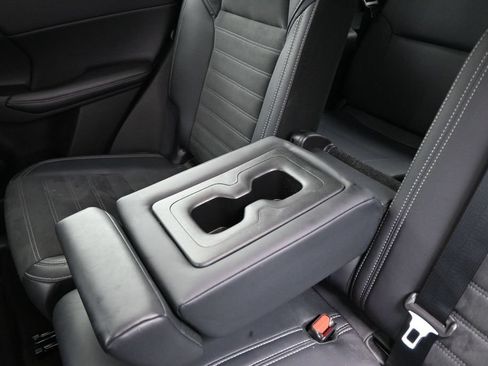 Used 2025 Mitsubishi Outlander SE AWD/4WD image 26