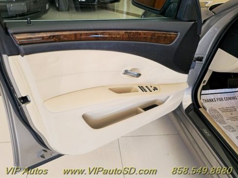 Used 2008 BMW 528i Sedan image 12