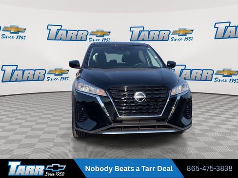 Used 2022 Nissan Kicks S FWD image 3