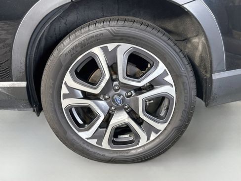 Used 2023 Subaru Ascent Limited AWD/4WD image 37