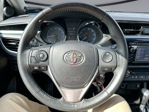 Used 2015 Toyota Corolla S FWD image 14