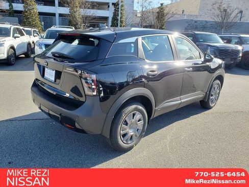 New 2026 Nissan Kicks S image 3