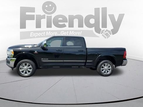 Used 2024 RAM 2500 Limited AWD/4WD image 2