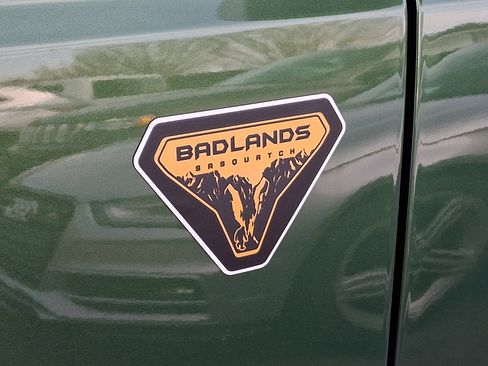 Used 2022 Ford Bronco Badlands w/ Sasquatch Package image 4