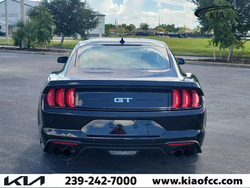 Used 2021 Ford Mustang GT RWD image 5