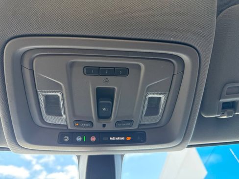 Used 2019 Chevrolet Silverado 1500 LT Trail Boss AWD/4WD image 30